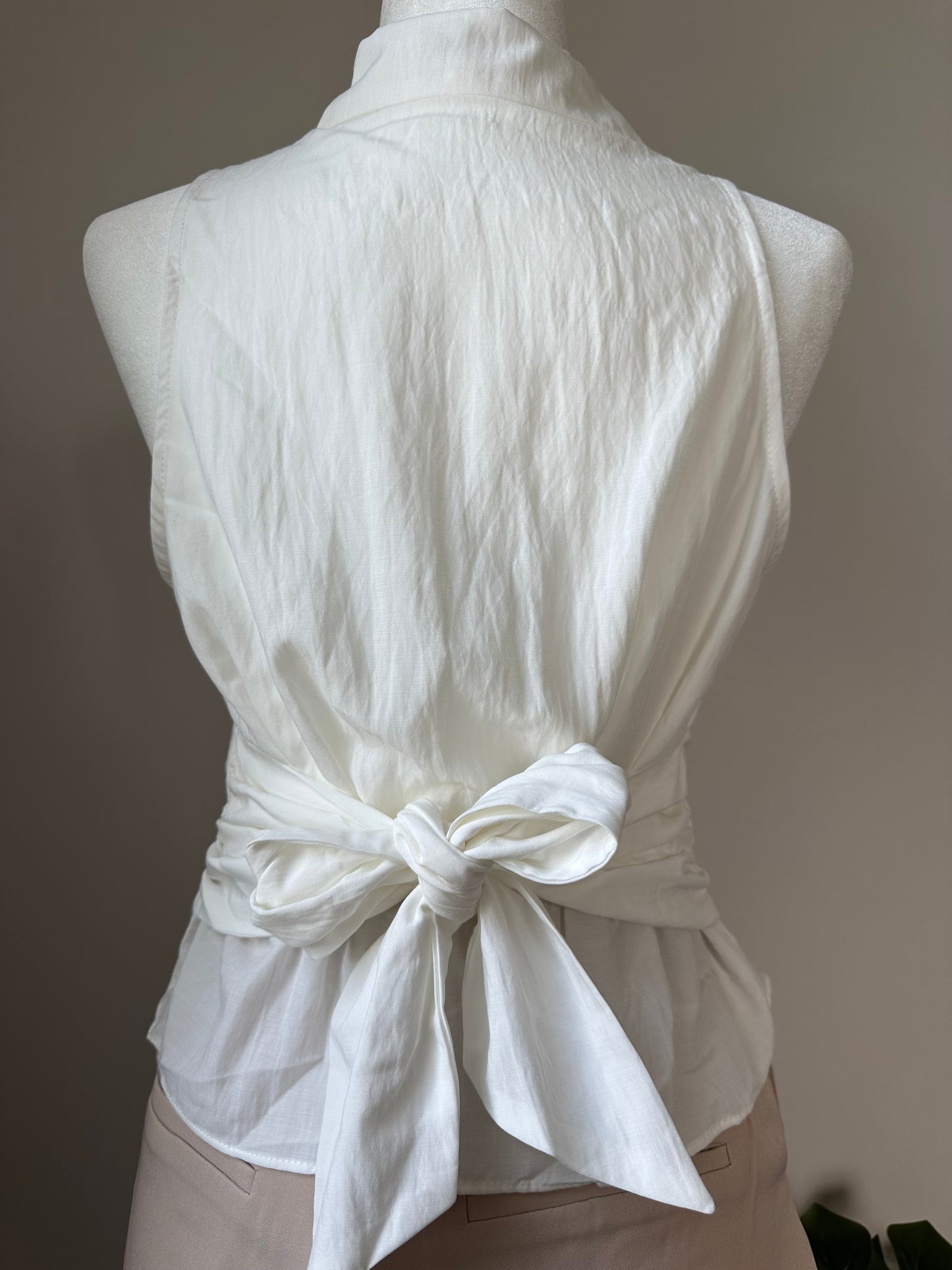 Twist White Blouse